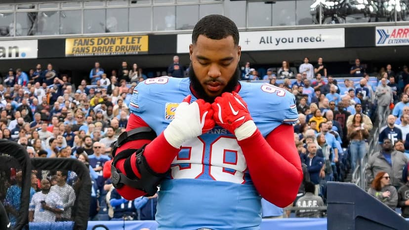 Bears Go All-In with Simmons Trade