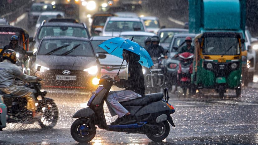 Bengaluru Braces for Scattered Showers & Warm Temps