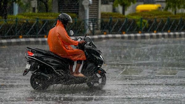 Bengaluru Heat Breaks: Rain Relief Expected Tuesday!
