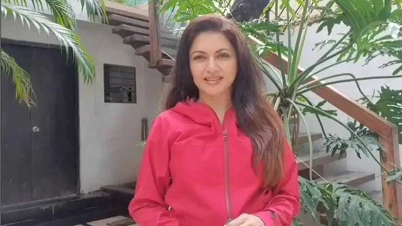 Bhagyashree's 7-Second Fitness Secret Revealed
