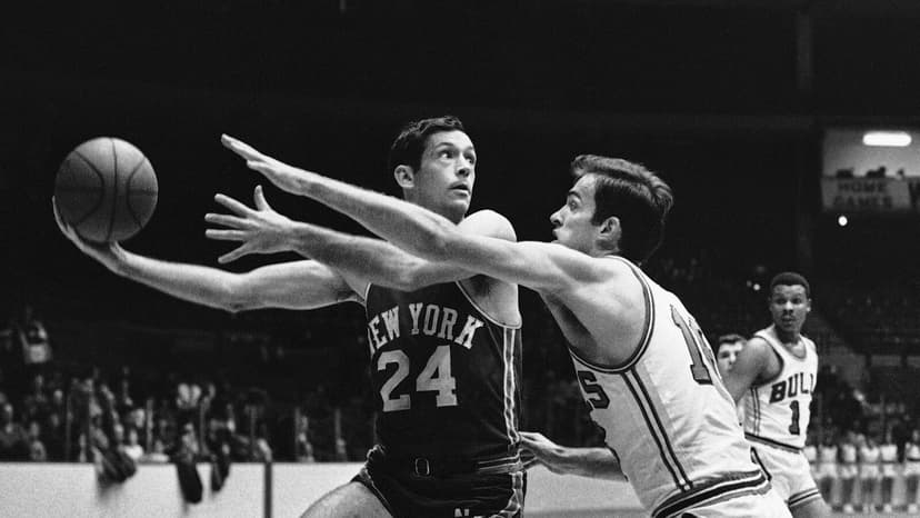 Bill Bradley: Knicks Title Winner Reflects on Team's Play