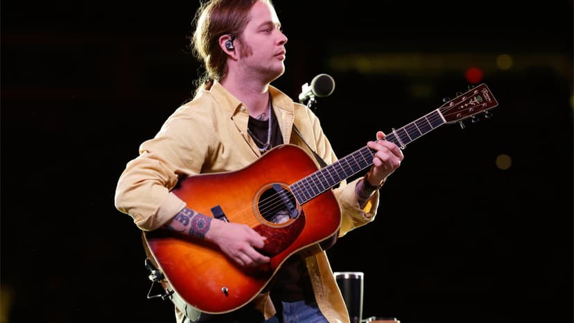 Billy Strings to Honor Mom with Poetry Album