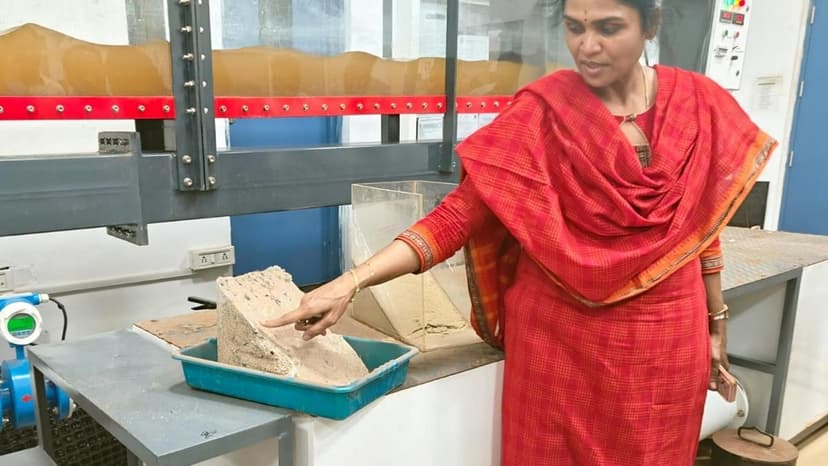 Bacteria Turn Sand to Stone, Saving Coastlines