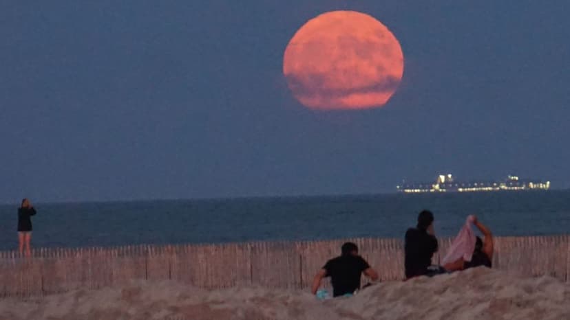 Rare Blood Moon Tonight: Don't Miss This Celestial Show