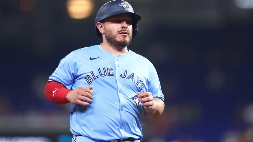 Kirk Injury Mars Blue Jays' Road Opener vs. White Sox