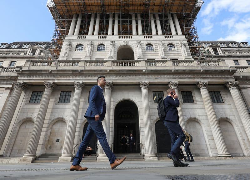 UK Inflation Soars: Will BoE Follow Fed Rate Hikes?