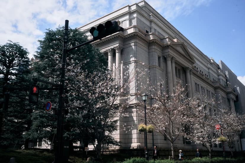 BOJ Rate Hike Delayed: Iran War Fuels Inflation Fears