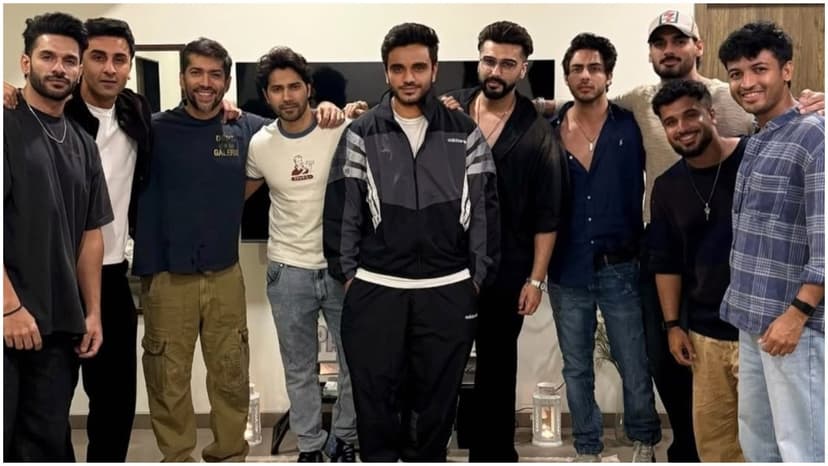 Bollywood Stars Party Together: Ranbir, Aryan & More!