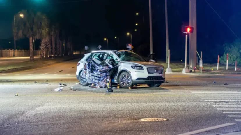 Bonita Springs Crash: Speed, Green Light Collide in Tragedy