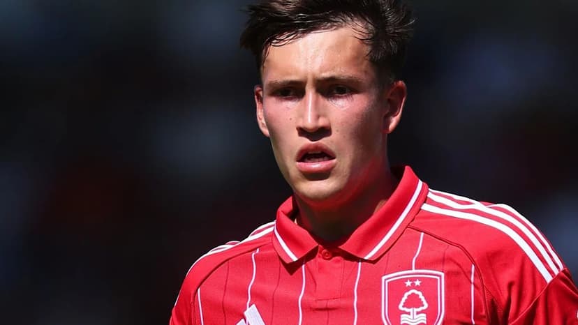 Boston United Snaps Up Forest's Midfield Talent