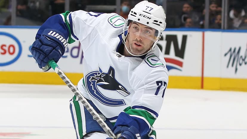 Former Canucks Defenseman Retires After 10 NHL Seasons