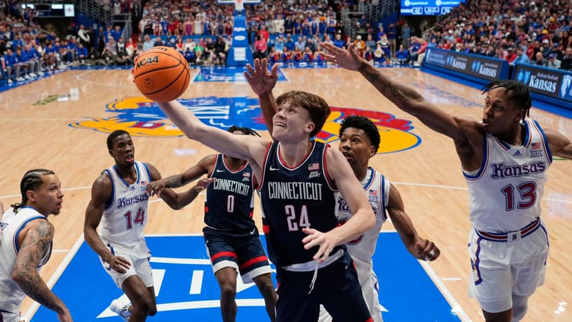 Mullins' Masterclass: Freshman Leads UConn Past Kansas