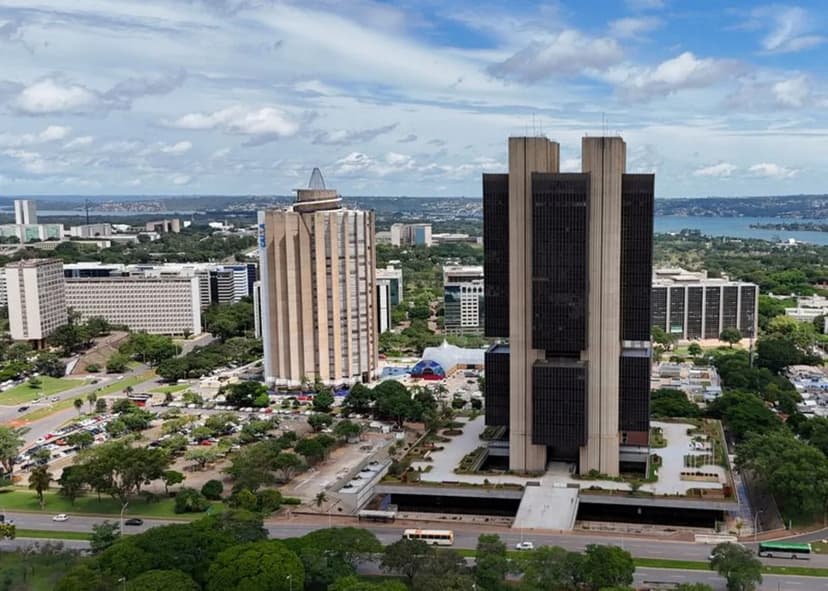 Brazil Cuts Spending Curb Amid Revenue Shortfall