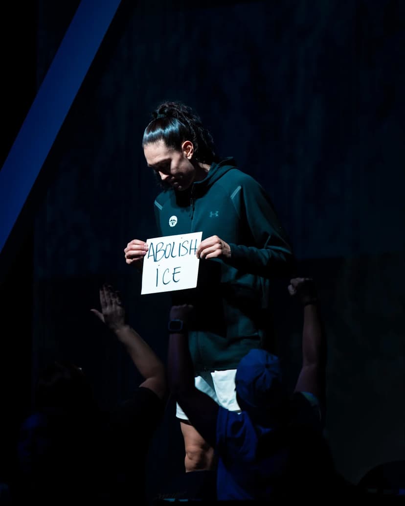 Stewart's Powerful Protest: 'Abolish ICE'