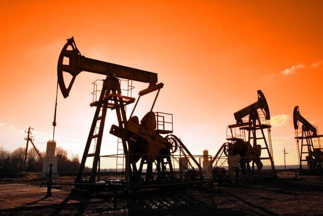 Brent Crude Nears 5-Month High Amidst Gulf Fears