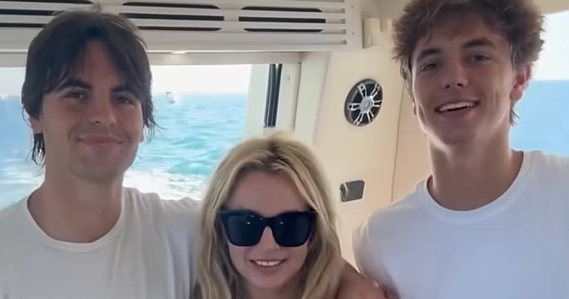 Britney Reunites With Sons After Legal Troubles