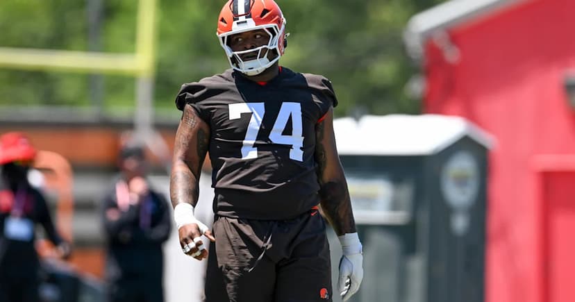 Browns' O-Line Shuffled: Rookies Step Up vs. Steelers