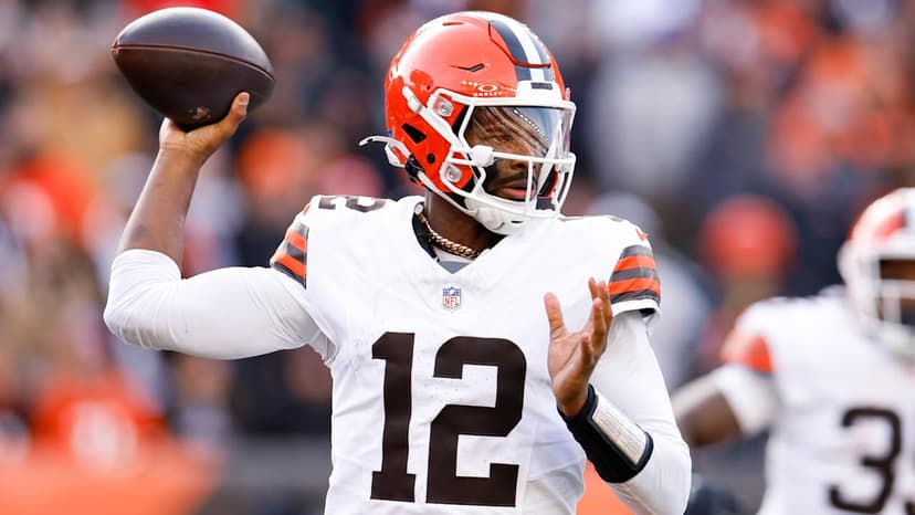 Rookie QB Sanders Shows Flashes, Faces Fixes