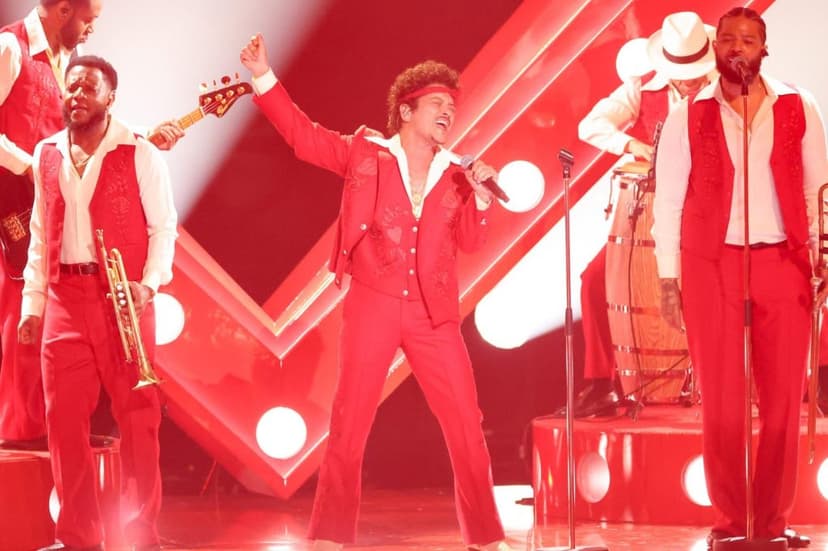 Bruno Mars Arena to Stadium Tour Leap