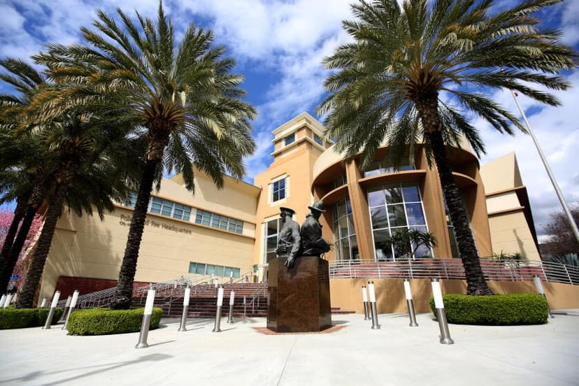 Moviegoer Pepper-Sprayed Over Phone Use