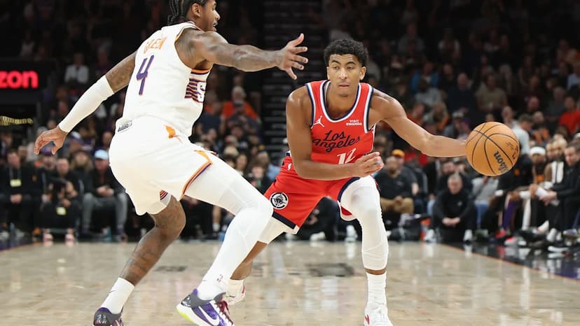 Cam Christie Back With Clippers on Two-Way Deal