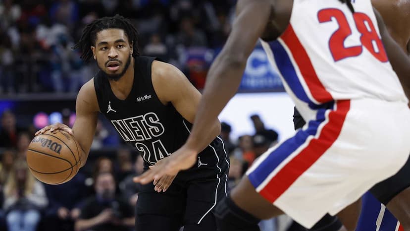Bucks Acquire Guard Cam Thomas for Fresh Start