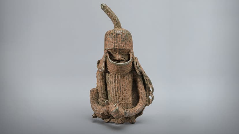 Cambridge Returns Looted Artifacts to Nigeria