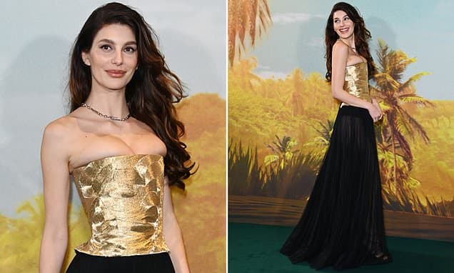 Camila Morrone Dazzles in £3.3k Corset at Premiere