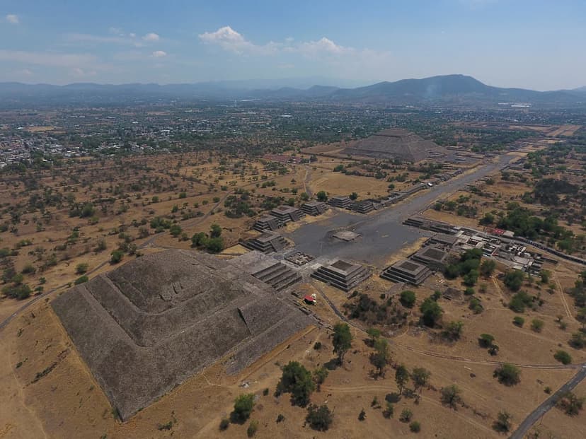Tourist Shot Dead at Teotihuacán Pyramids