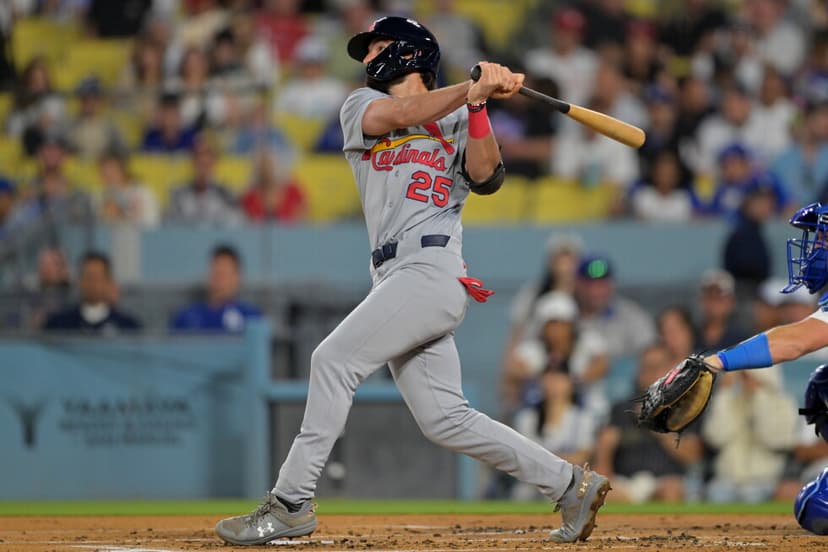 Cardinals Crush Dodgers with 5 Home Runs