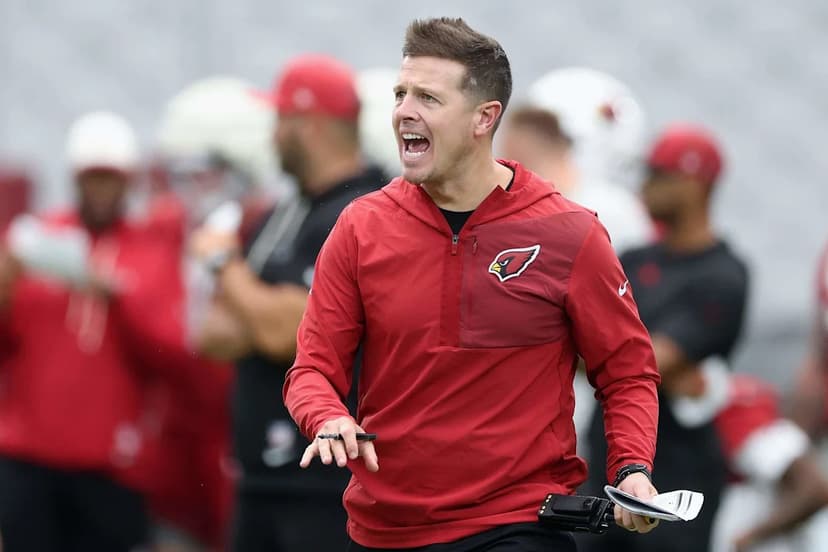 Cardinals QB Beck Returns to Practice After Injury