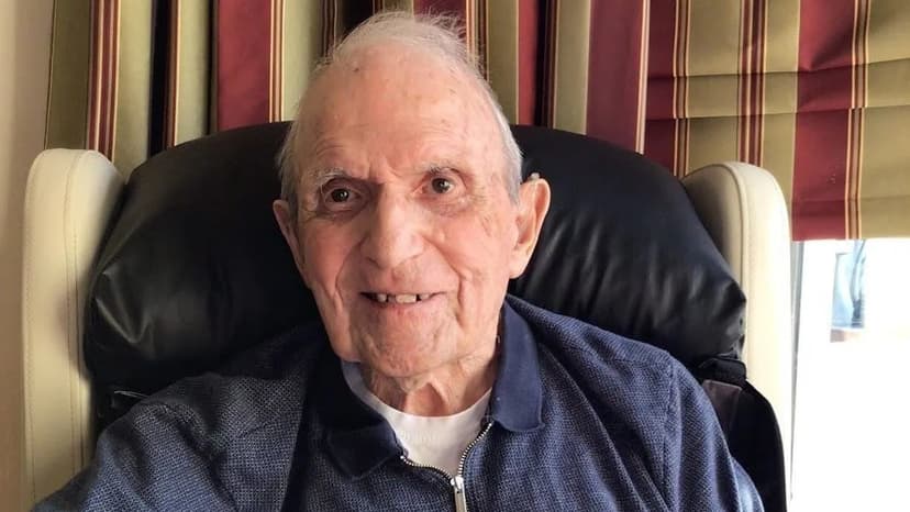 Care Home Operator Sends Sheriff Officers to Whistleblower