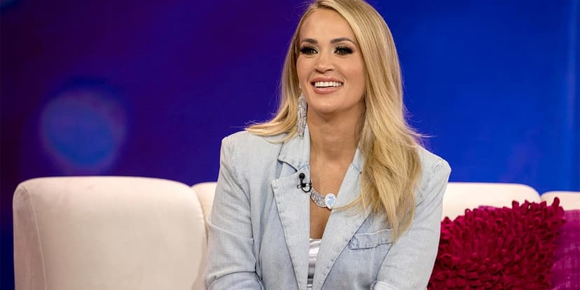 Carrie Underwood's 'Granny Hobbies': Crocheting, Baking & More