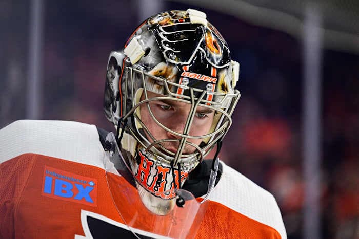 Hart Returns: Exonerated Goalie Back on NHL Ice