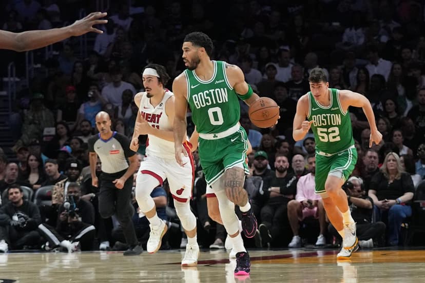 Brown Explodes for 43 as Celtics Cruise Past Heat