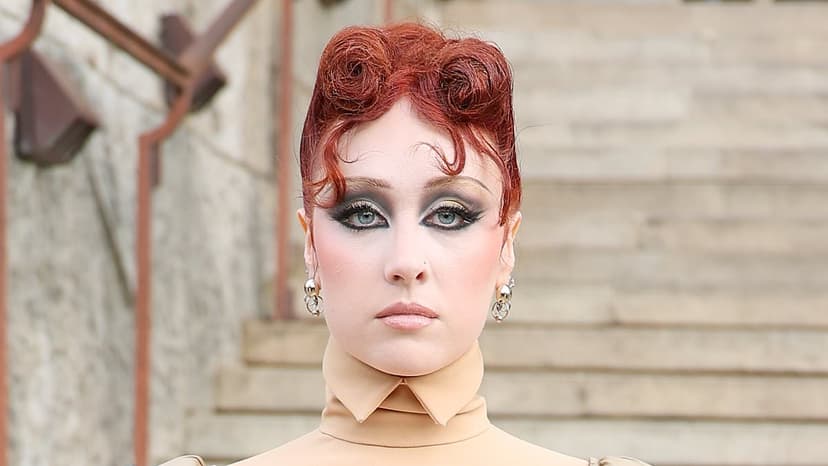 Chappell Roan Shines at Paris Fashion Week Mugler Show