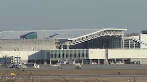 Charlotte Airport Chaos: Flights Delayed, Canceled After Ground Stop