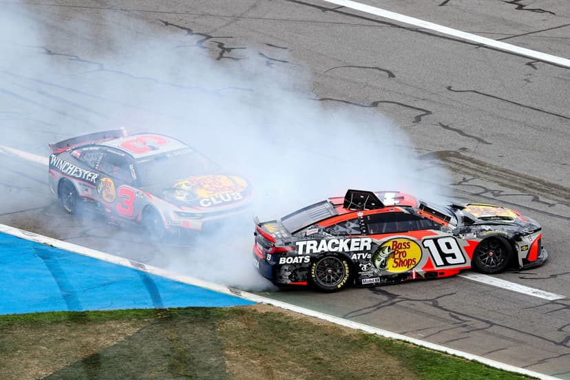 Briscoe's Phoenix Race Ends in Frustration and DNF