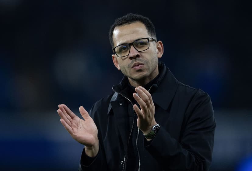 Alvarez Open to Premier League Return Amidst Chelsea Interest