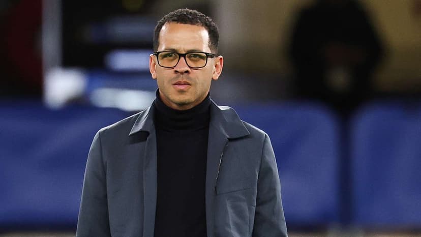 Chelsea's $2B Dilemma: New Defenders Needed Now