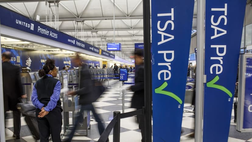 Chicago Airports Grounded by Severe Weather