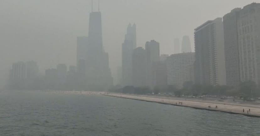 Second Smoke Wave Hits Chicago: Residents Brace