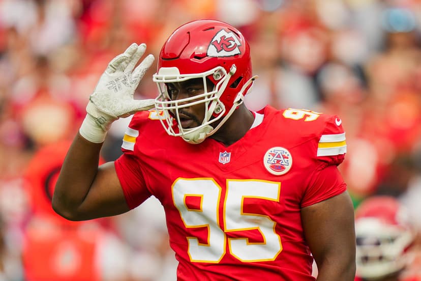 Chris Jones Pushing for Tyreek Hill's Return to KC