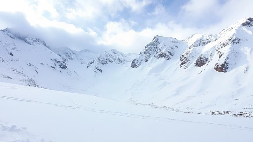 Unprecedented Snow Blankets Andes Ski Season