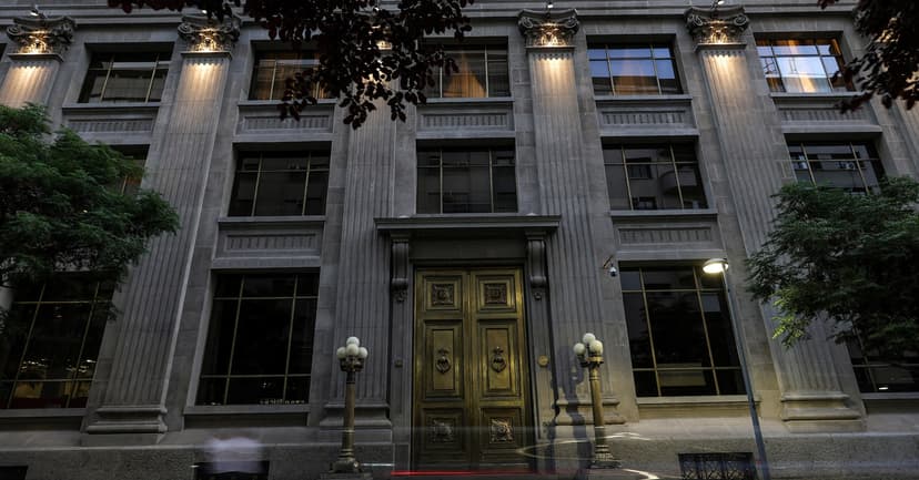 Chile Holds Rates Steady Amid Global Turmoil