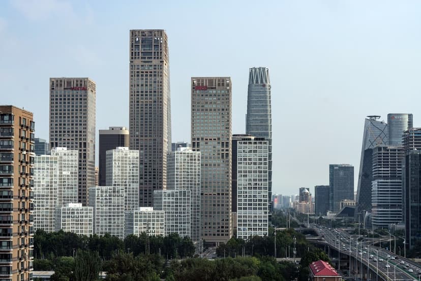 China Mulls New Policies for 2026 Growth Target