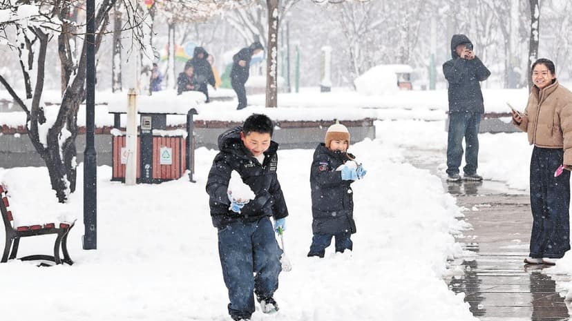 China Braces for Rain/Snow Wave