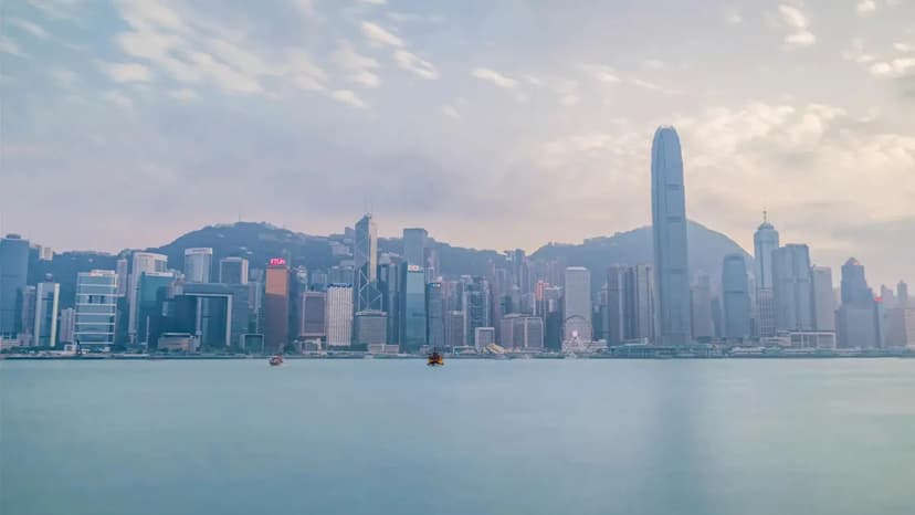 China Crushes Hong Kong's Stablecoin Dreams