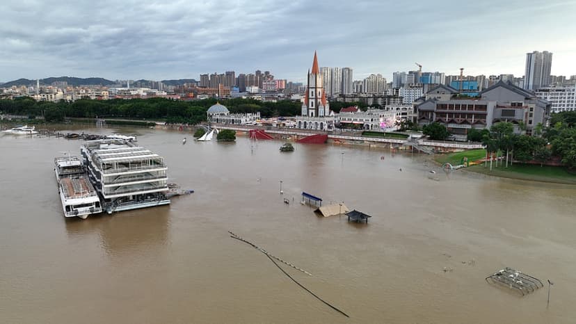 Dual Threat: China Faces Floods and Severe Drought