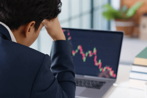 Chip Stocks Tumble Despite Strong Earnings